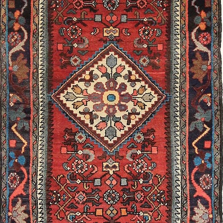 Hand-knotted Persian Hamadan carpet