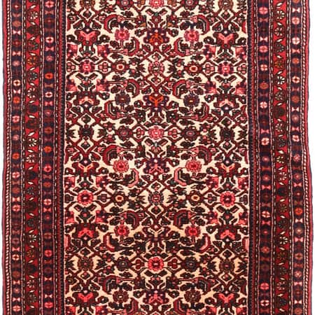 Hand-knotted Persian Hosseinabad carpet