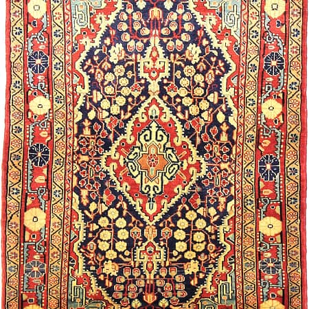 Hand-knotted Persian Malayer carpet